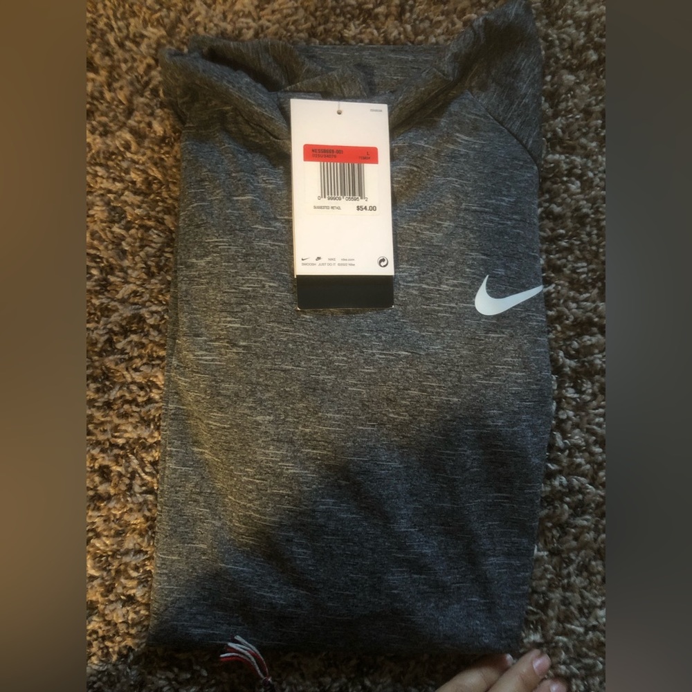 Brand new men’s Nike hooded shirt
